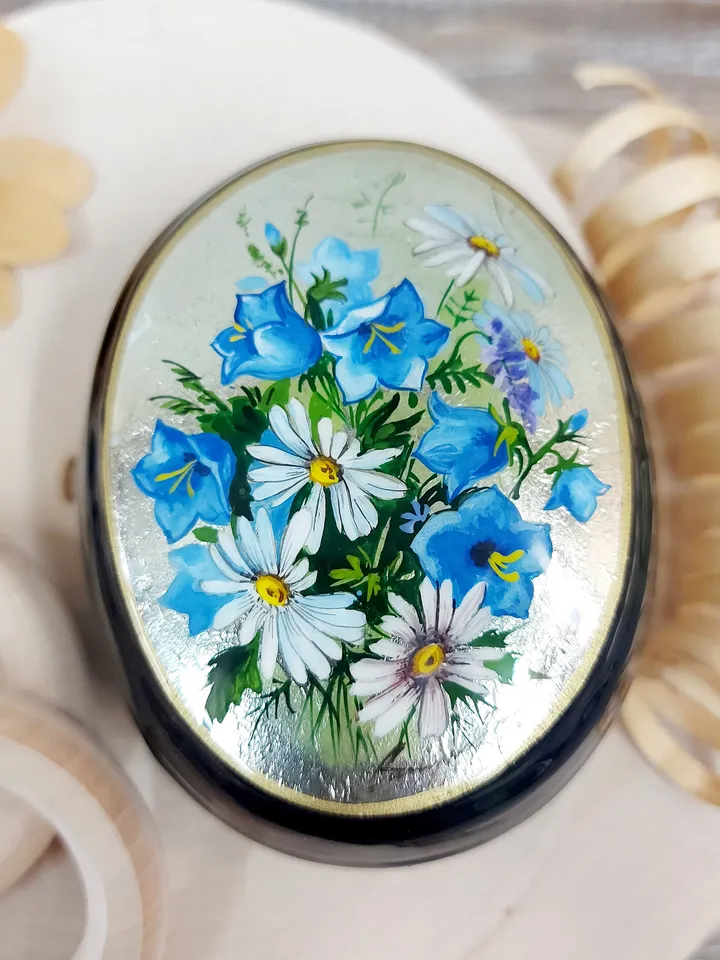 Beautiful Russian Lacquer Box "Wildflower" 2.36*3.2.Fedoskino Mother of pearl Hand painted.jewelry box.Gift for cat lovers.Art gifts.For her