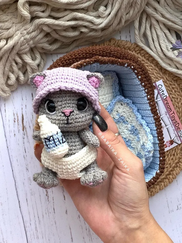PDF Crochet Pattern Baby Cat in a Basket, Amigurumi cat pattern, Crochet Kitty, Cute cat, Animal pattern, Amigurumi animal, Crochet animal
