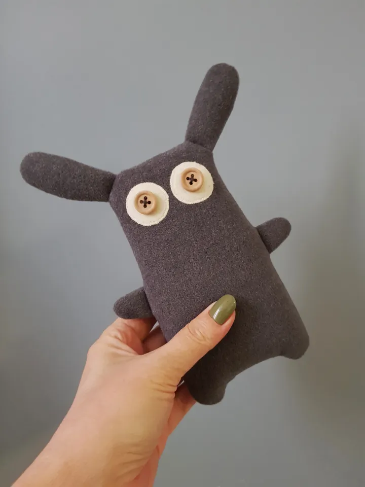Stuffed Rabbit sewing pattern PDF, digital tutorial in English, animal doll sewing diy