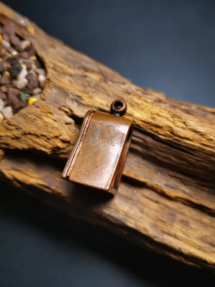 Gandhanra Antique Handmade Gau Ghau Shrine, Mini Tibetan Buddhist Altar Amulet Pendant,Made of Red Copper