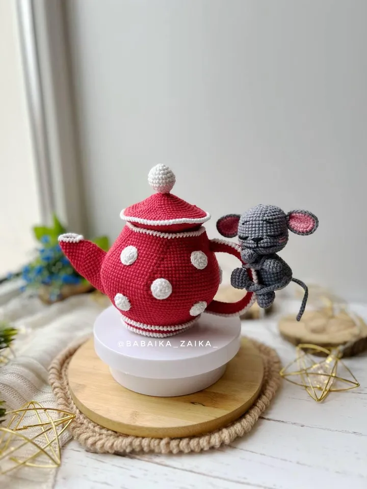 PDF Crochet Pattern Mouse in the Teapot, Amigurumi Decor pattern, Crochet mouse, Cute mouse, Pattern House, Crochet tea house