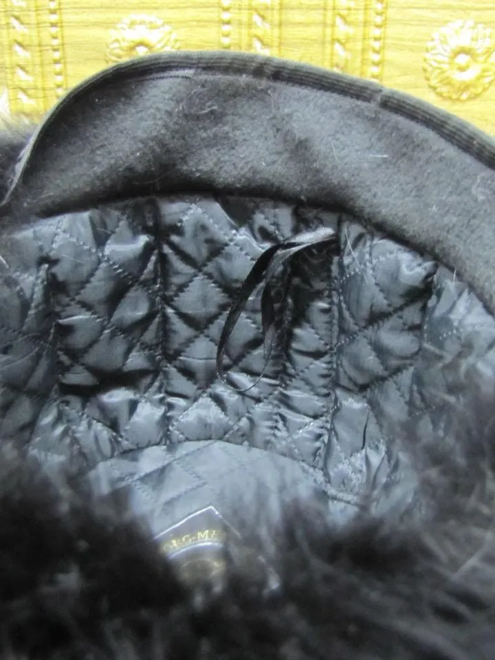 Women's hat made of fox fur. Black fur hat made of natural fur. Winter hat made of whole fur, warm, comfortable Barbara.
