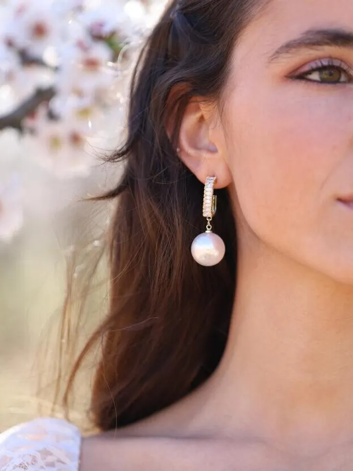 Pearl Hoop Wedding Earrings, Bridesmaid Gift, Minimalist Bridal Earrings, Swarovski Jewelry, CZ Statement Wedding Earrings,Statement Jewelry