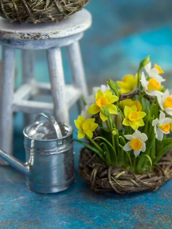 TUTORIAL miniature daffodils from air dry clay in a basket