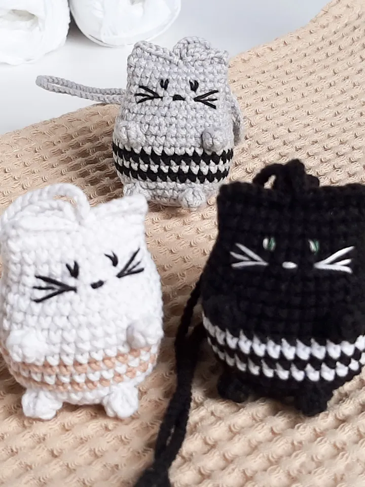 Crochet cat, car rear view mirror accessory, charm hanging decor cat lover best friend gift, keychain black cat
