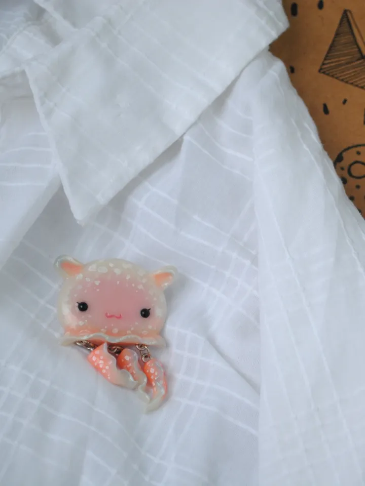 Cute pink jellyfish brooch