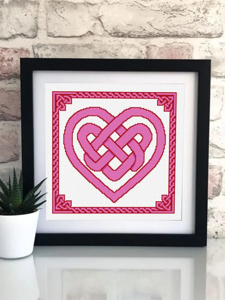 Celtic love knot cross stitch pattern download PDF, Celtic heart cross stitch chart, Celtic ornament embroidery, Easy mandala pattern #M53