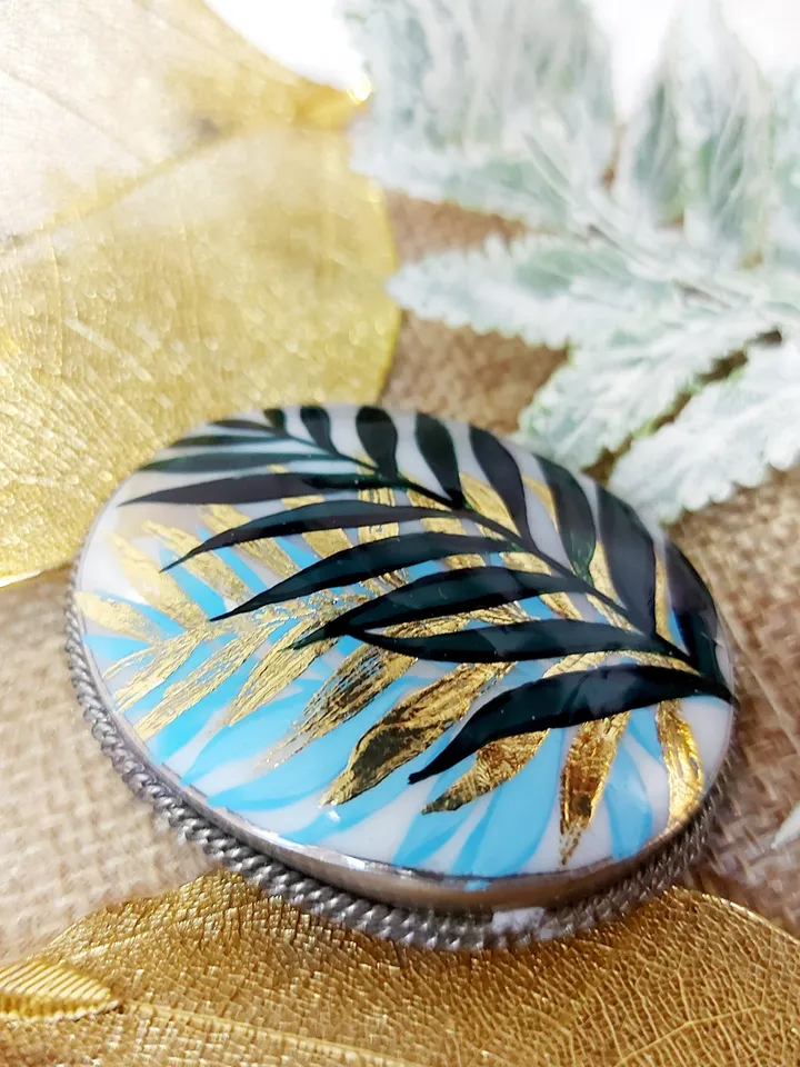 Brooches for women: Green leaves on pearl brooch for girl summer dress • trendy handmade jewelry • dainty painted pin with botanical design