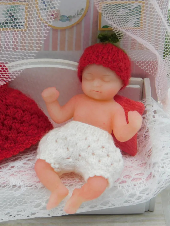 Miniature clothes set for silicone Zuru baby