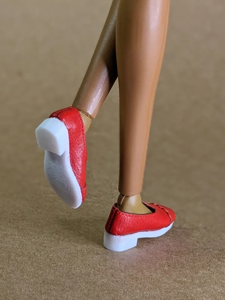 Handmade red & white leather Oxford shoes for 16-inch Integrity dolls (FR16)