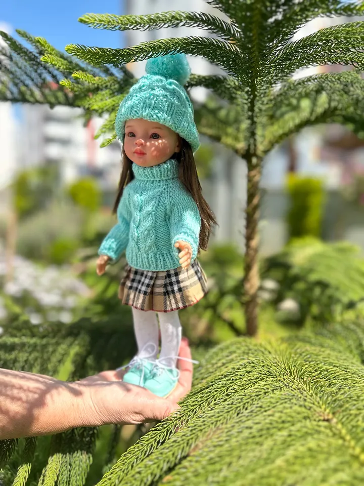 Paola Reina Doll 5 ITEMS Set: Exclusive Handmade Outfit - Sweater, Skirt, Tights, Shoes, Hat with braid