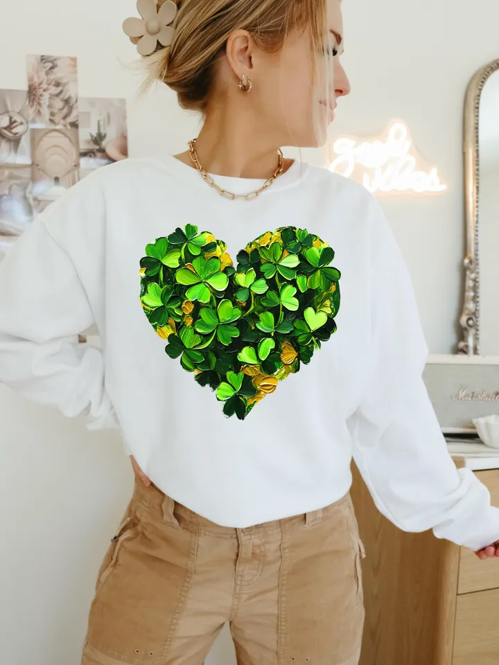 St. Patrick’s Day Heart Brushstroke png, 4 leaf clover png, St Patrick's Day png, Irish png, Shamrock png designs, Coquette st patrick Png