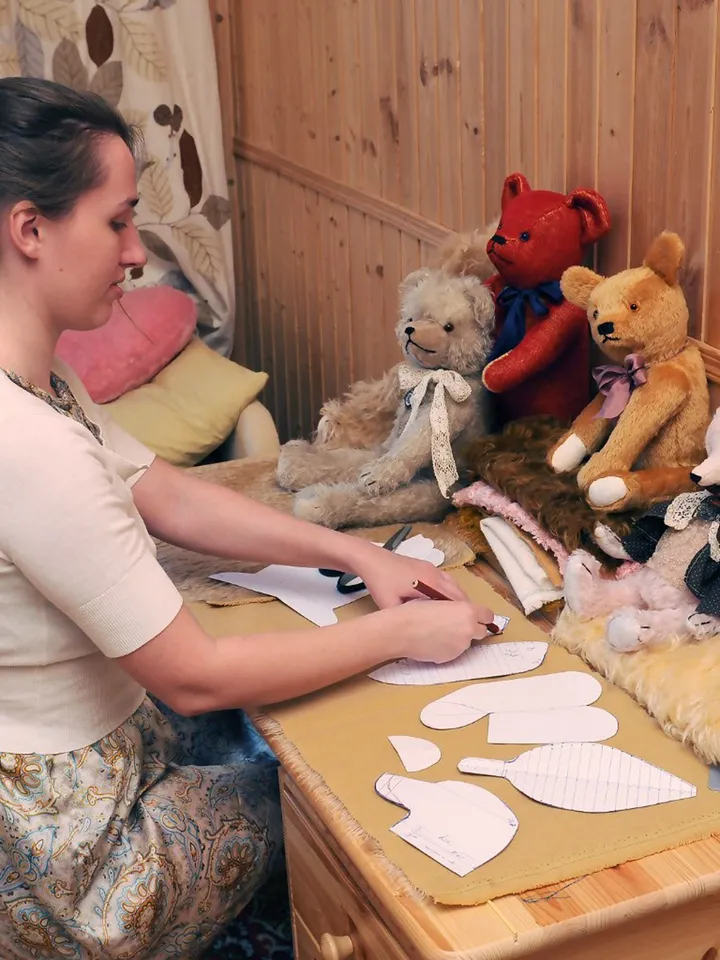 PDF Sewing ePattern and Instructions 7" Hedgehog/ DIY pattern for fully jointed hedge/ artist author' hedgehog pattern
