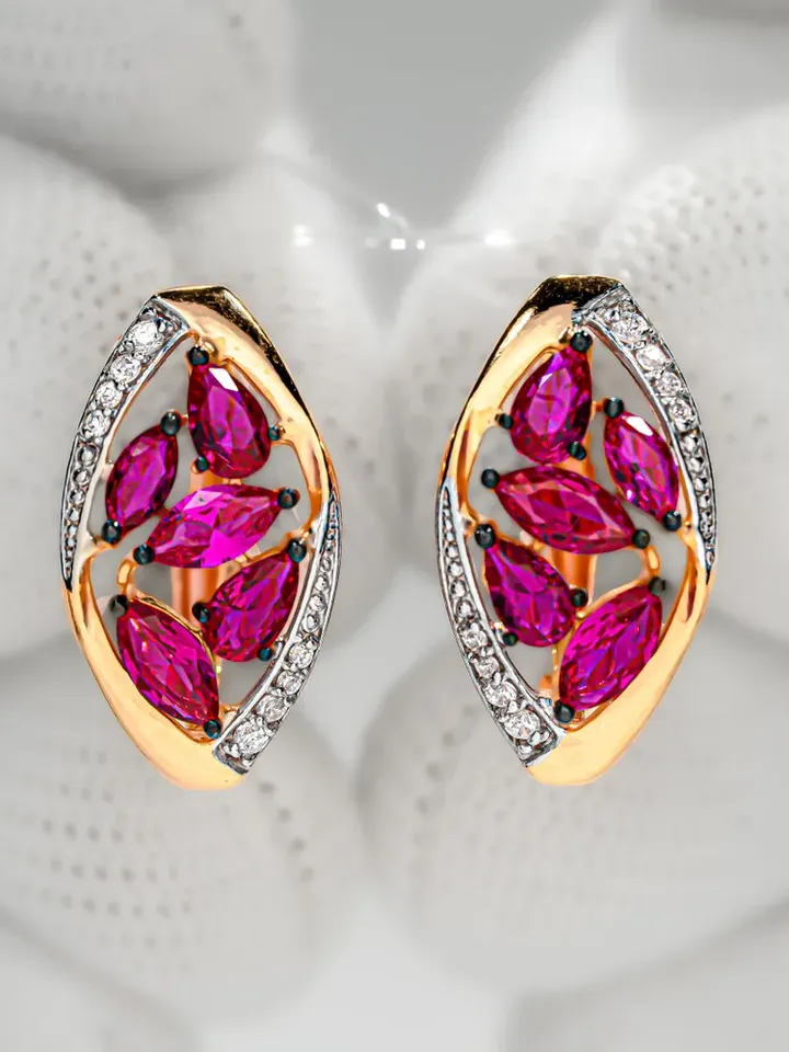 Earrings Silver gold plated 925 assay value with corundum ruby
