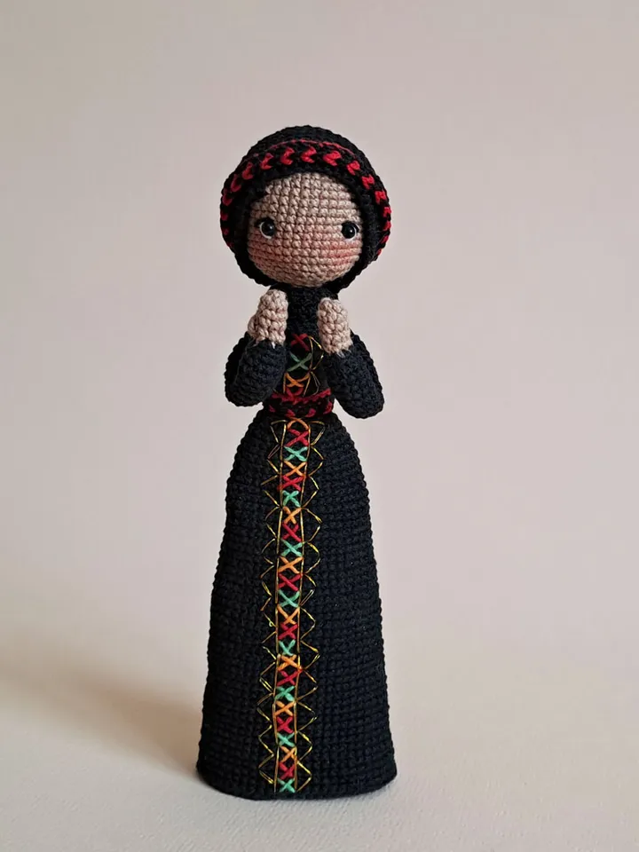 Crochet Islamic Doll in Hijab, Muslim Girl, Palestinian doll in national costume