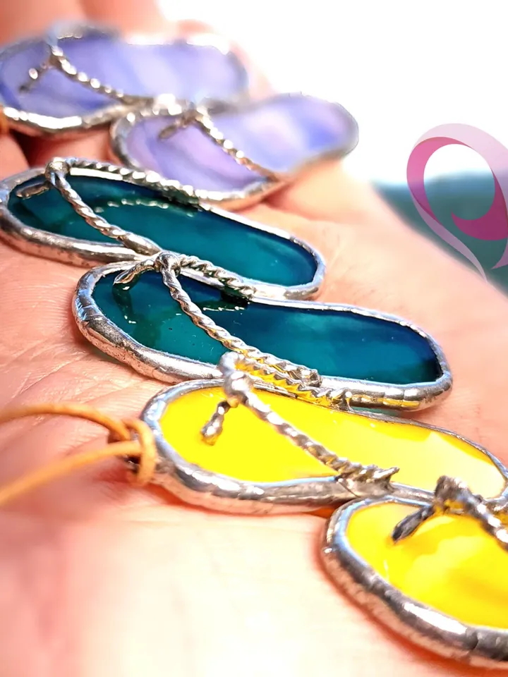 Real Stained Glass Flip Flop Car Charm or Bag Charm Suncatcher for Beach Lovers Cute Rear View Mirror Decoration Unique Purse Accessory