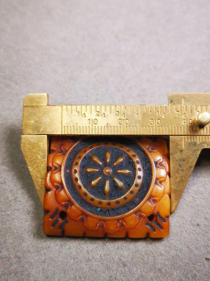 Gandhanra Yak Bone Carved Mandala Amulet Badge, Tibetan Buddhist Prayer Wheel Pendant,Dharma Chakra