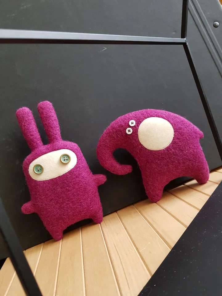 Hot pink Elephant Sewing Pattern PDF, digital tutorial in English, stuffed animal diy