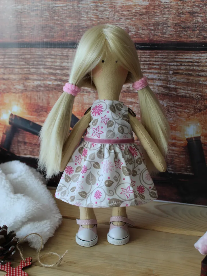 Doll pattern - 10 inch doll pattern and tutorial - Rag doll sewing pattern - Christmas gift idea