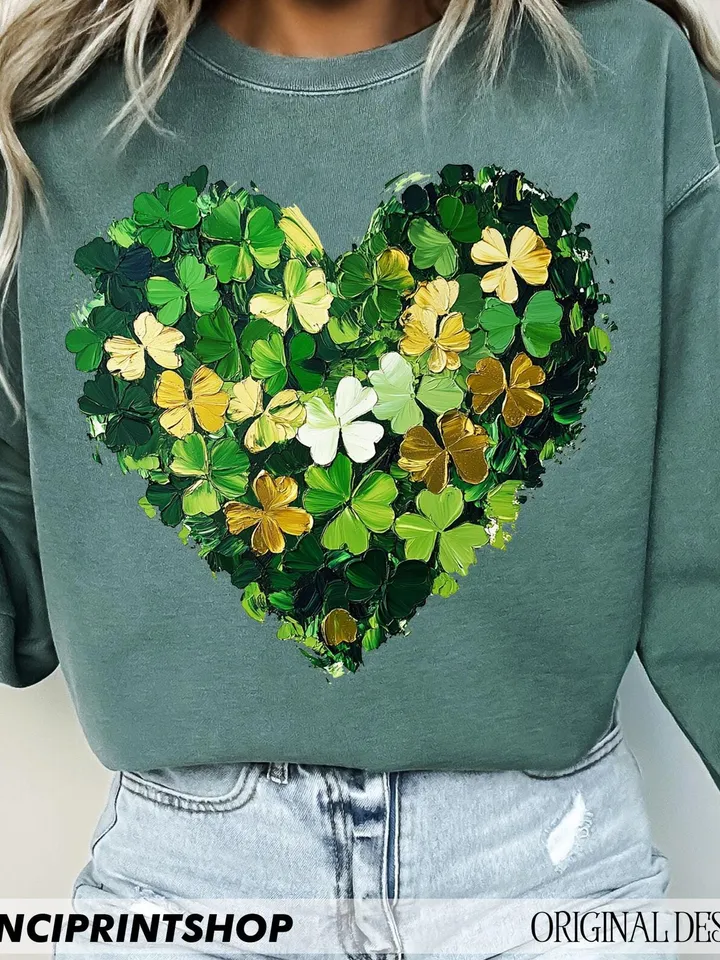 St. Patrick's Day Brushstroke Shamrock Heart PNG, Green and Gold Clover, Lucky Shamrock Design, St.Patrick's Day png, Clover png, Lucky png