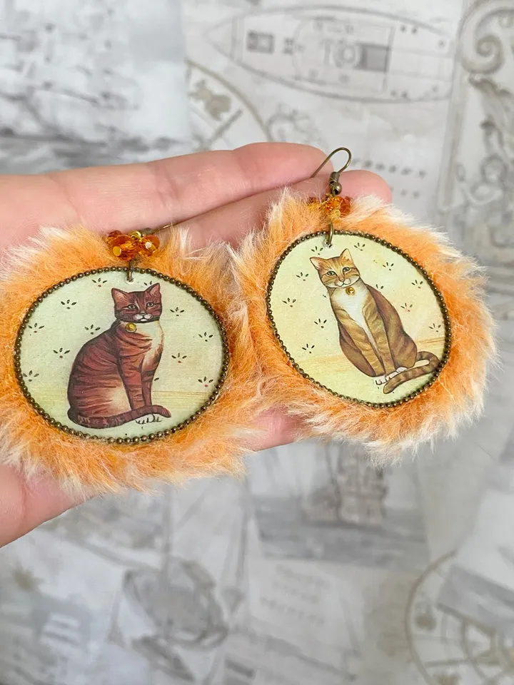 Handmade jewelry set. Creative set of jewelry.