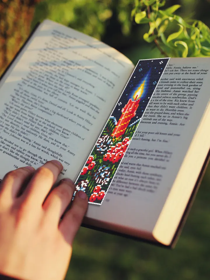 Christmas bookmark cross stitch pattern digital PDF Handmade bookmark embroidery beginner Christmas candle cross stitch Book lover gift #B38