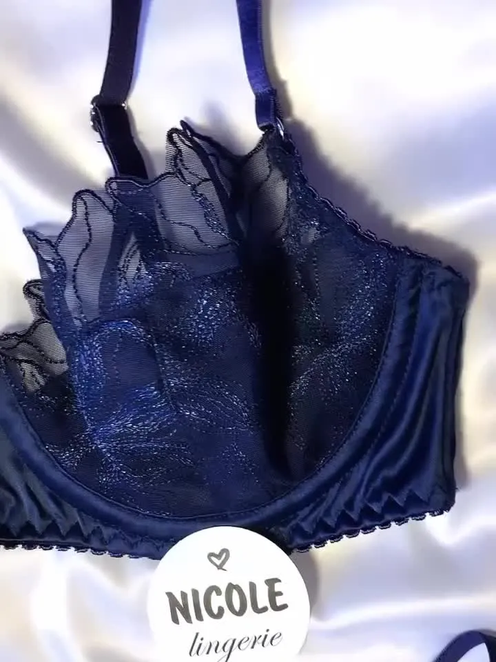 Blue lingerie set, silk