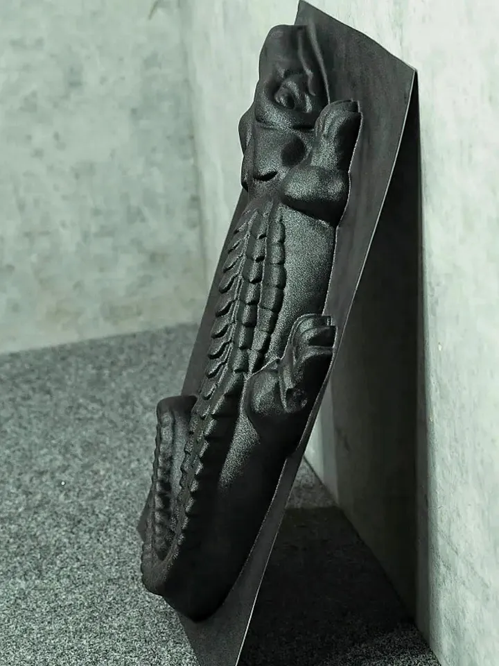 Mold for concrete and gypsum Crocodile DIY