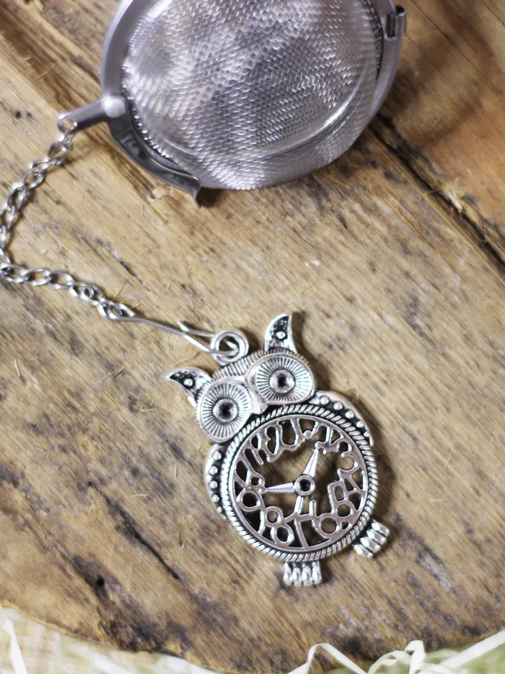 Owl tea ball infuser for herbal tea, Tea infuser charm owl, Tea Strainer owl pendant, loose leaf tea lover gift