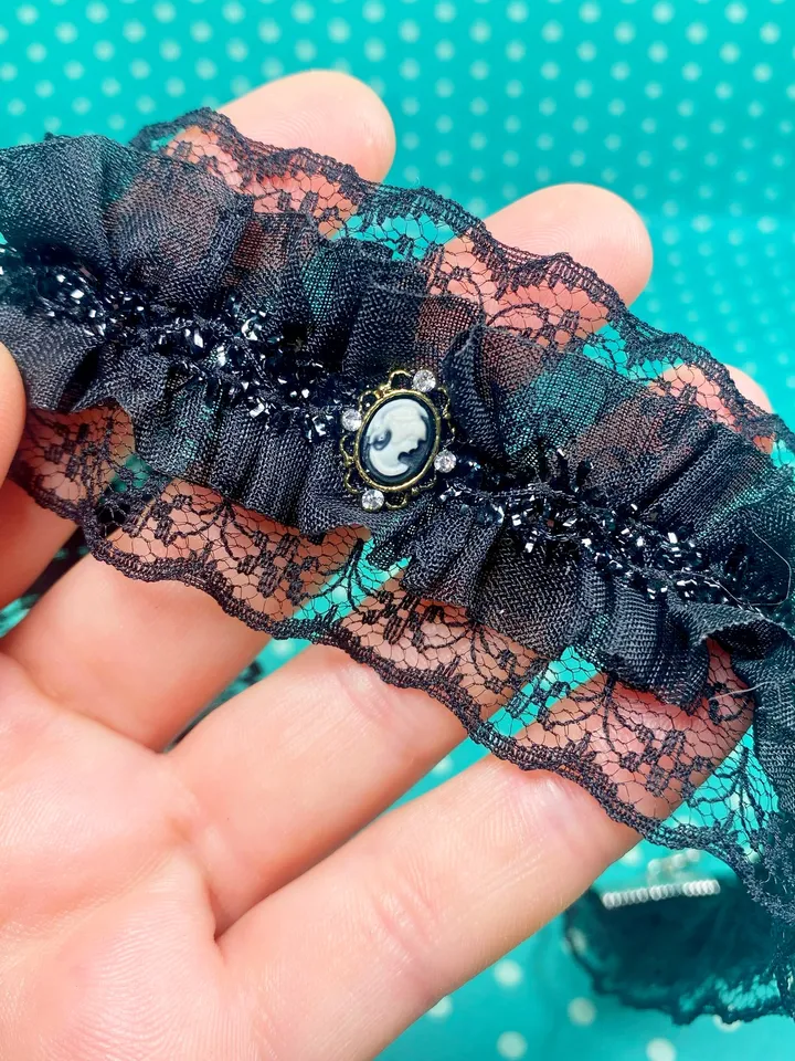 Choker around the neck. Handmade jewelry.