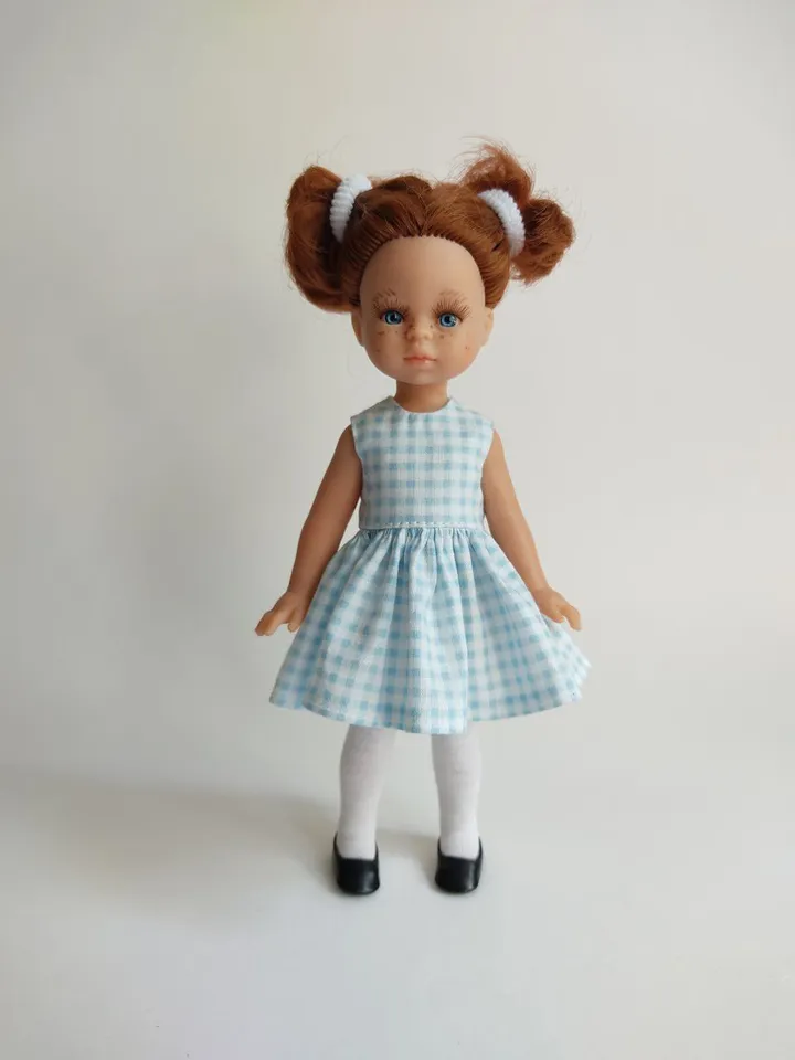 PDF sewing pattern for mini Paola Reina dolls.