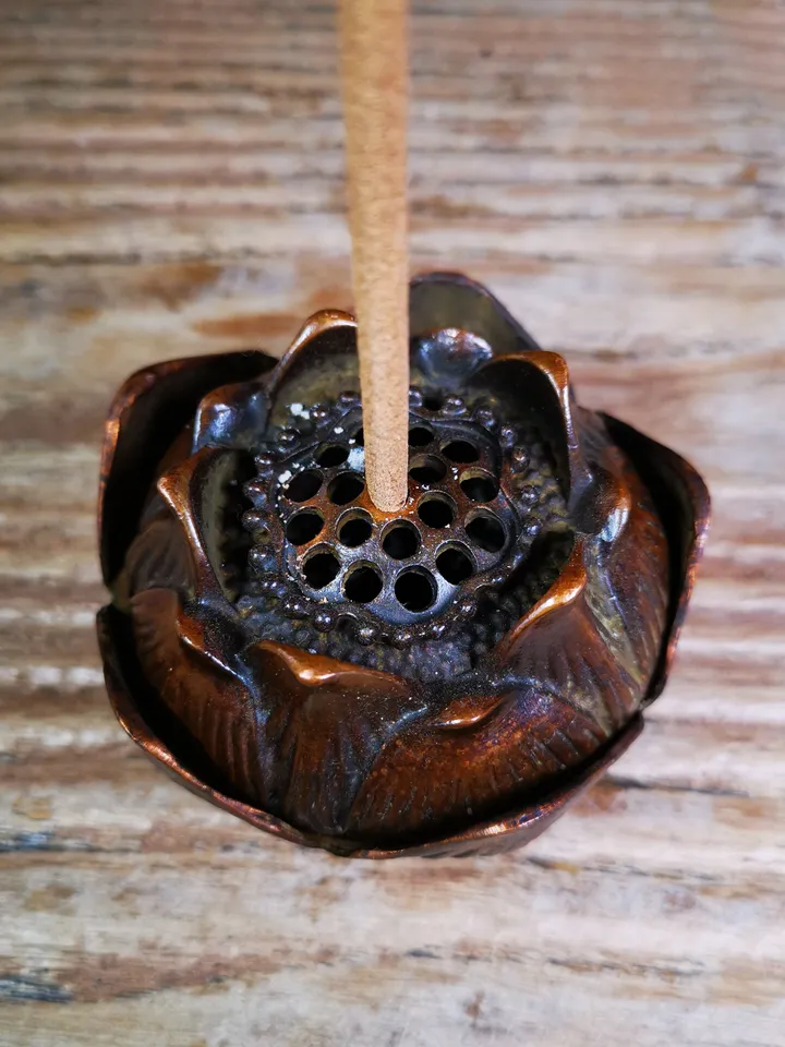 Gandhanra Vintage Censer,Lotus Incense Burner Holder,for Incense and Offering
