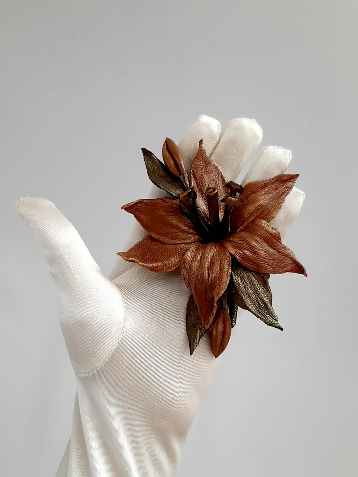 Leather brooch brown lily for her , 3rd anniversary gift for wife, Leather women's jewelry