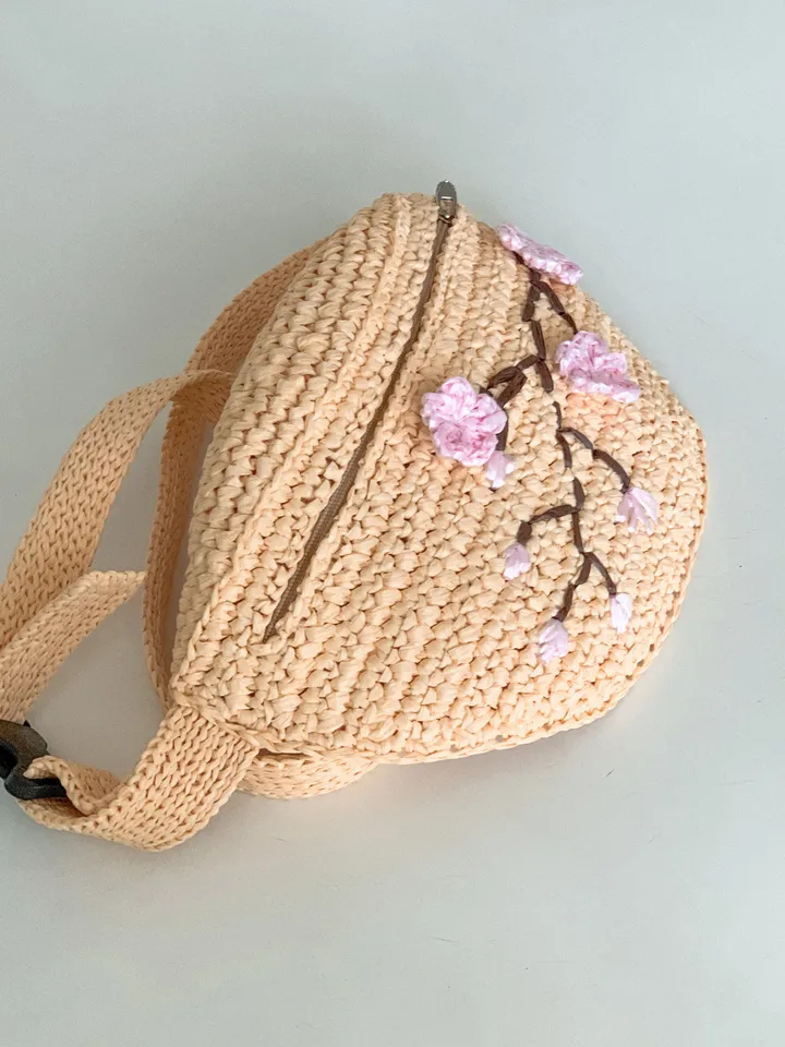 Eco friendly Crochet fanny pack, beige festival belt bag, bag from raffia, crochet boho hip bag, bum straw belt pouch