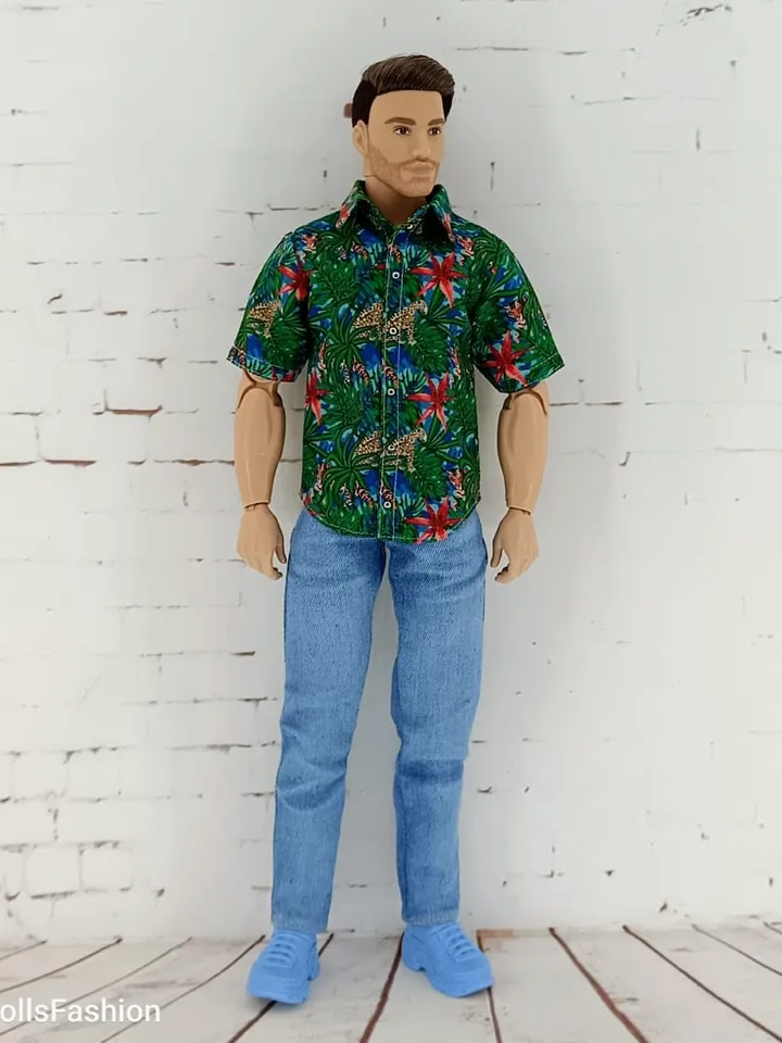 Jungle Panther Shirt for Ken with an athletic body