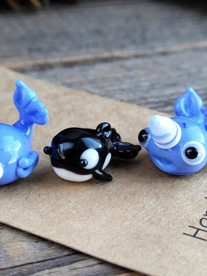 GLASS FIGURINES Orca whale figurine miniature orca figurine Tiny glass animals Miniature animals Blown glass art Terrarium Dollhouse