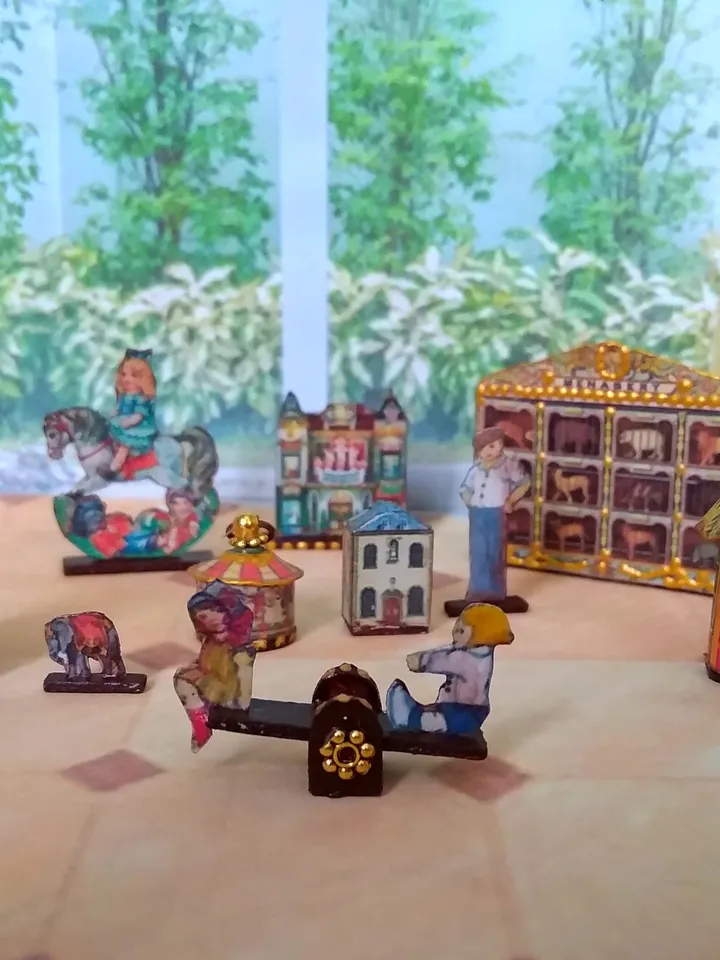 Set of little things for a dollhouse. Dollhouse miniature.1:12 scale.