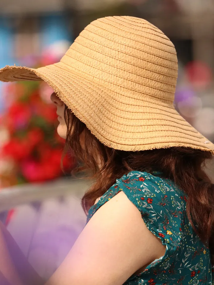 Women Straw Hat wide brim foldable Summer hat, floppy beach hat, Raffia hats, straw sun hat, seaside hat
