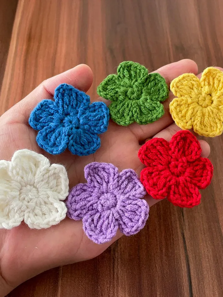 Crochet Small Flower Applique Pattern, Easy Floral Motif PDF, DIY Embellishment for Clothes, Handmade Decoration, Instant Download Crochet