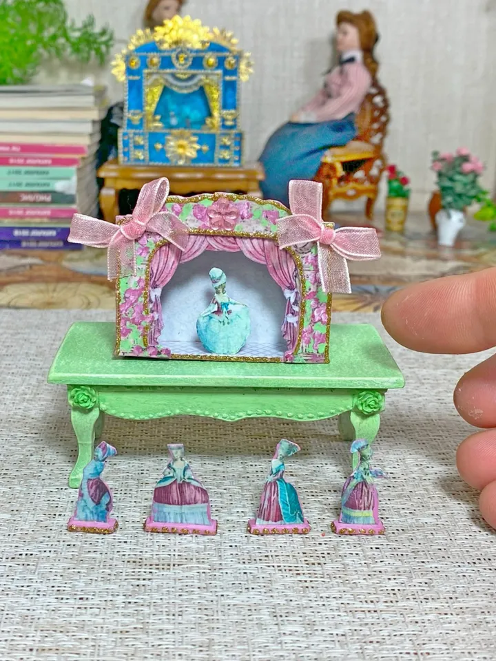 DIGITAL DOWNLOAD FOR PRINT. TUTORIAL.Video master class on creating a puppet theater.1:12
