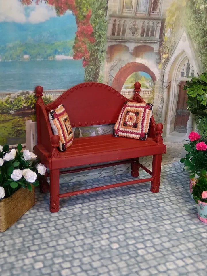 Bench for a doll's garden, park or veranda.1:12 scale.