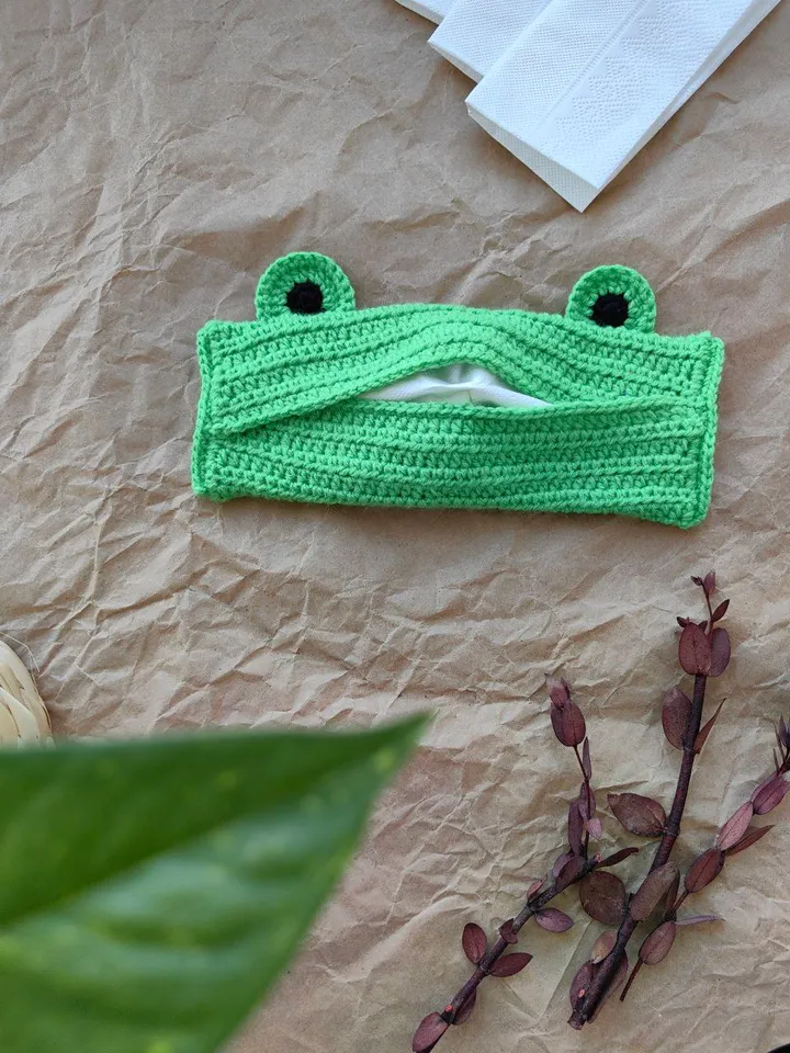 Crochet pattern holder napkin Frog