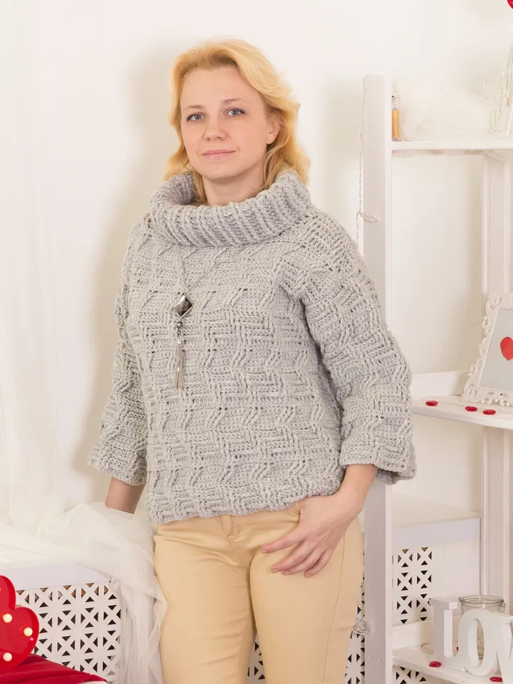 Women's Chunky Sweater Crochet Pattern Miranda