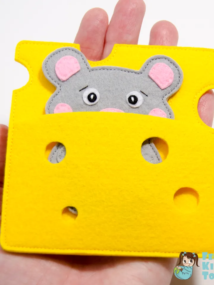 Mouse in Cheese house, PDF Pattern and Tutorial, SVG file