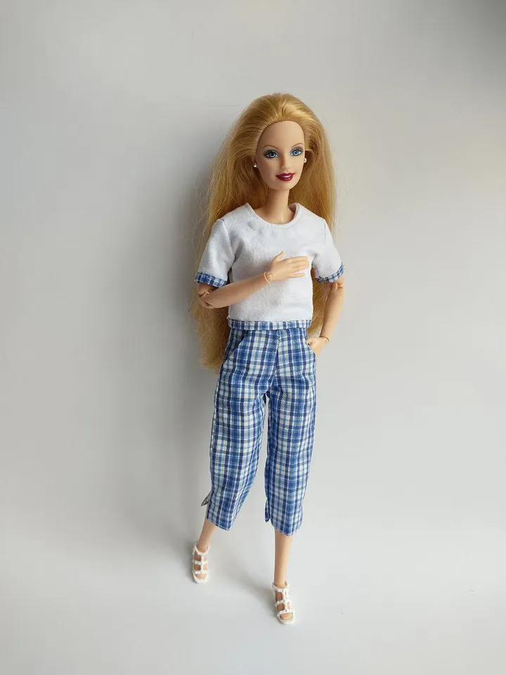 PDF sewing pattern for Barbie dolls.