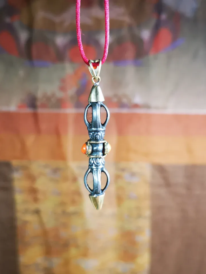 Gandhanra Tibetan Buddhist Amulet,Vajra Dorje Pendant, Made of Cold Iron,Inlaid with Agate,1.96&quot;