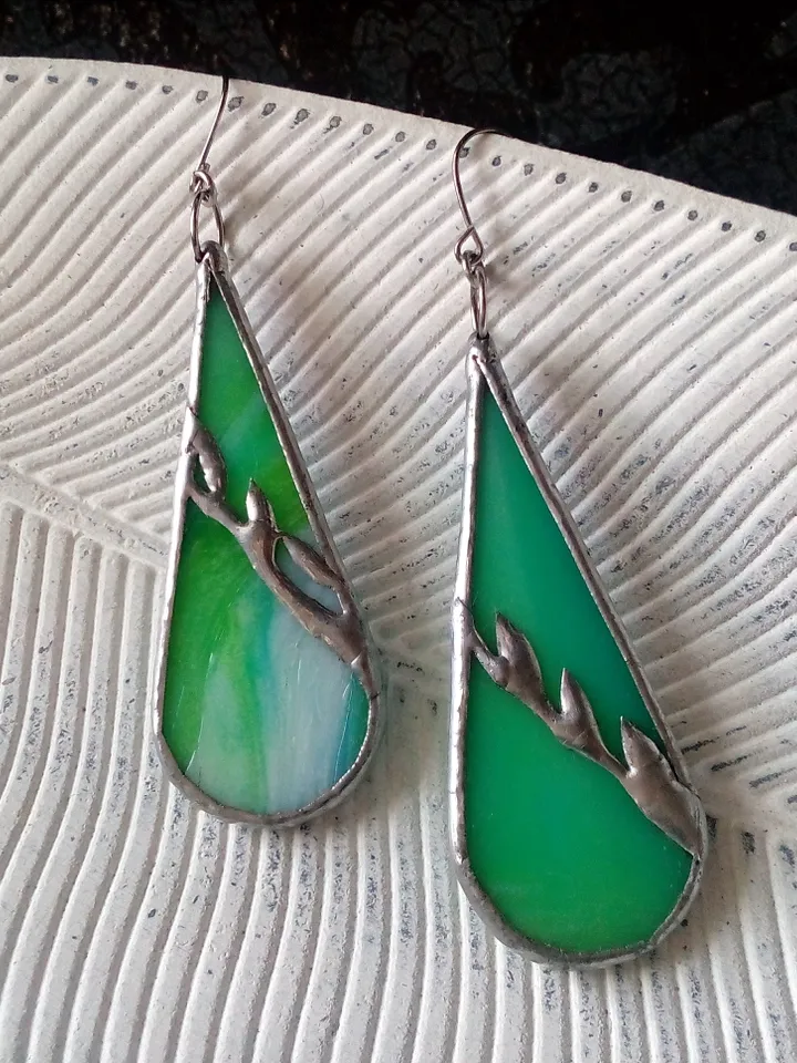Green glass earrings, Dangle earrings, stained glass earrings, leaf drop earrings, simple stained glass