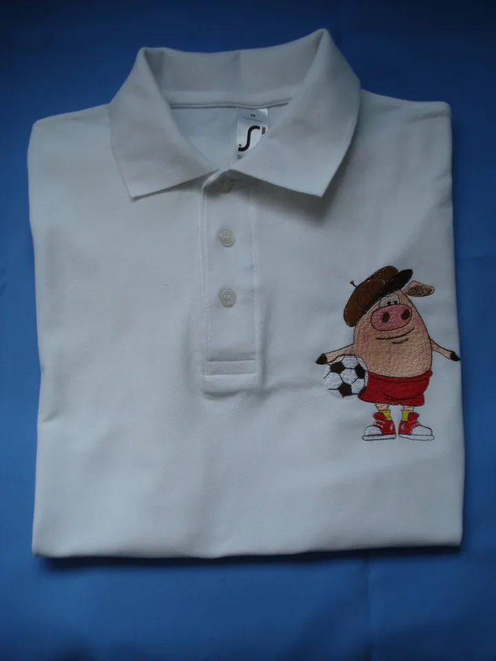 Piggy football player Embroidery Design DIGITAL EMBROIDERY