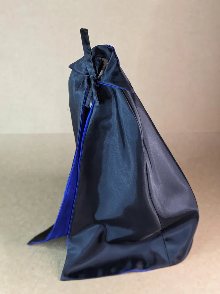 Two-sided black & blue Halloween Vampire cape for 13 inches fashion dolls