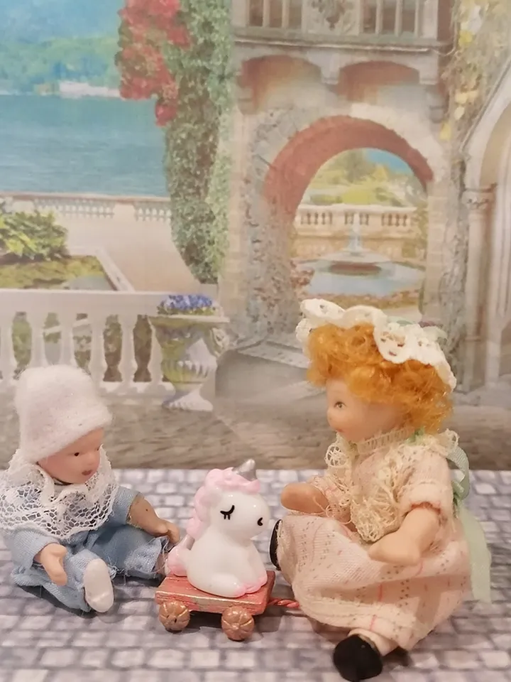Unicorn on a cart. Puppet miniature. Scale 1:12. Dollhouse miniature.1:12 scale.